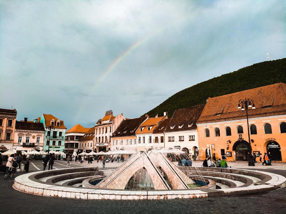 Jasmine Serenity Apartment - Central, Behind Black Church Brasov Luaran gambar